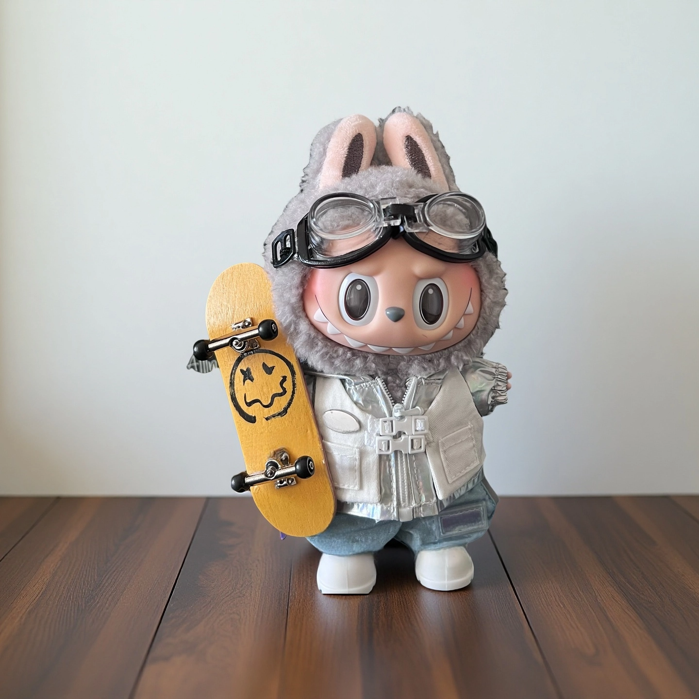 Labubu 17cm Skateboarding Outfit | Techwear Bunny Doll Clothes for Pop Mart Series