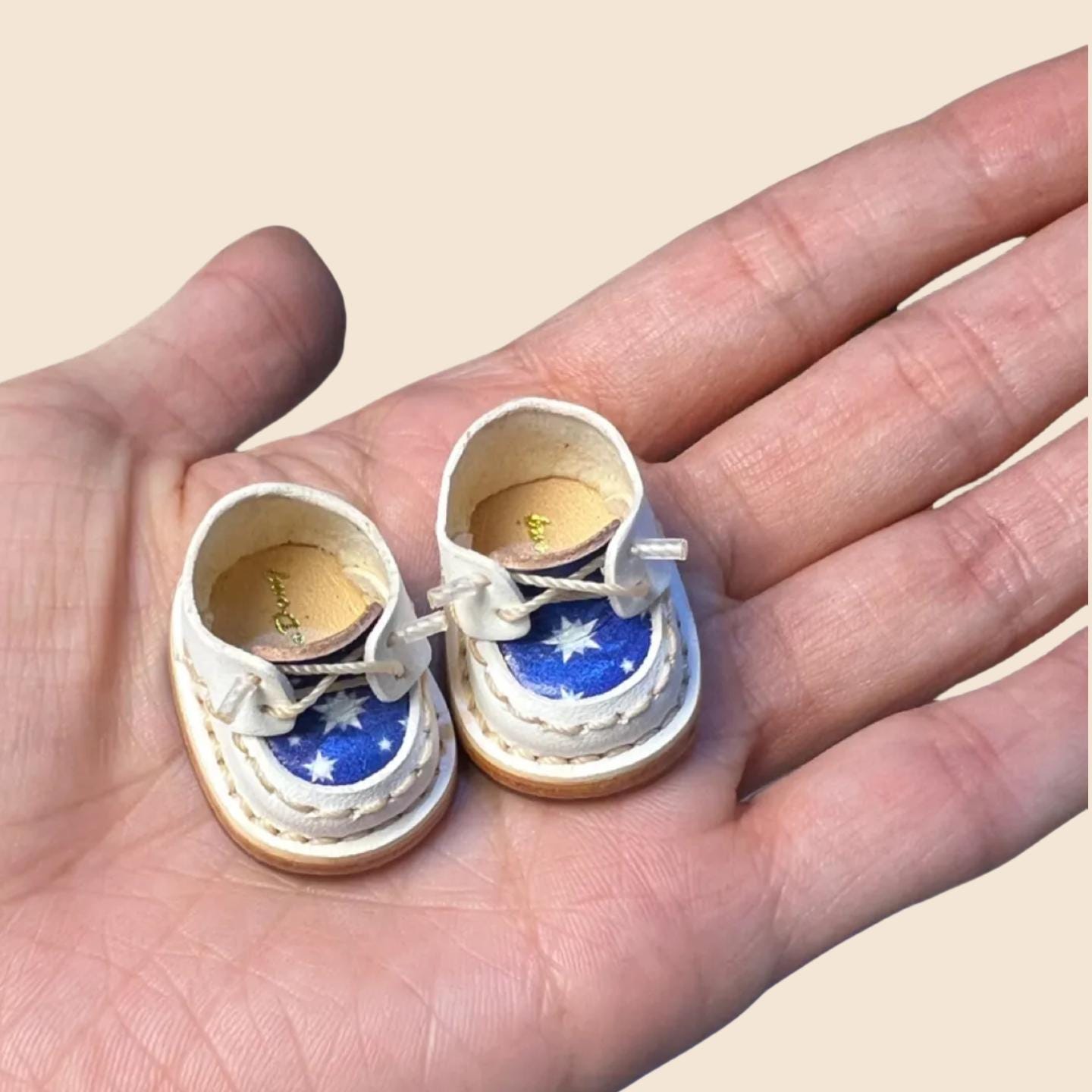 Genuine Leather Loafers for 17cm Labubu – Handmade Doll Shoes for Gen 1 2 3 POPMART Labubu | Fits Vinyl & Sitting Series